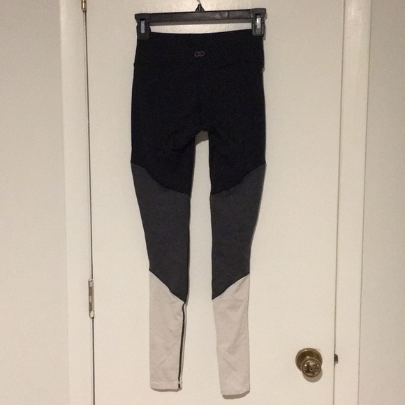 3 color CALIA full length leggings. - Picture 3 of 5